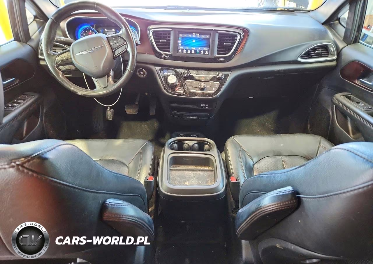 2019 Chrysler Pacifica Touring L VIN:2C4RC1BG5KR749058 - 8