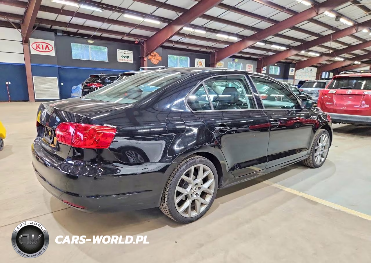 2014 Volkswagen Jetta Base VIN:3VW1K7AJ9EM439570 - 3