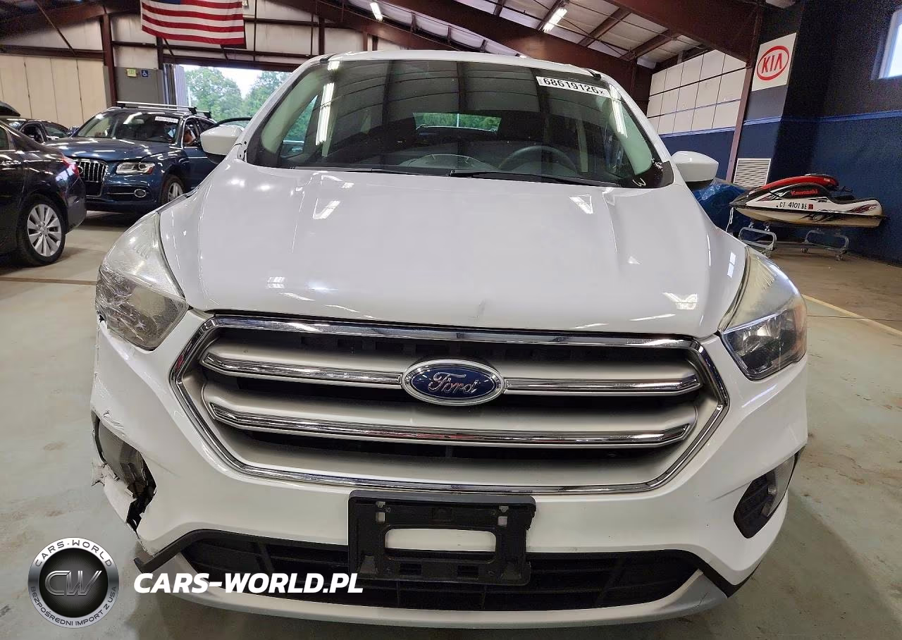 2017 Ford Escape Se VIN:1FMCU9GD6HUE00546 - 5