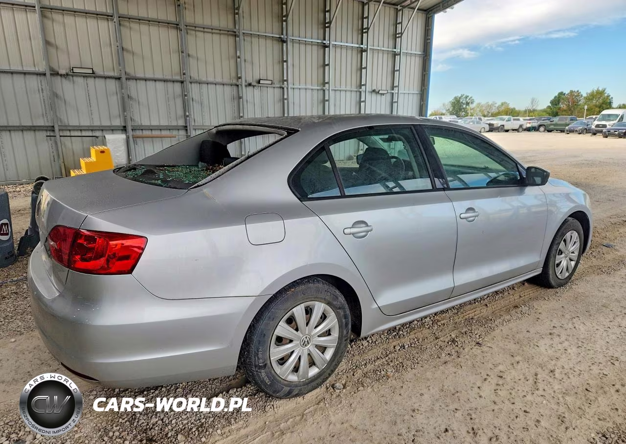 2014 Volkswagen Jetta Base VIN:3VW2K7AJ0EM305227 - 3