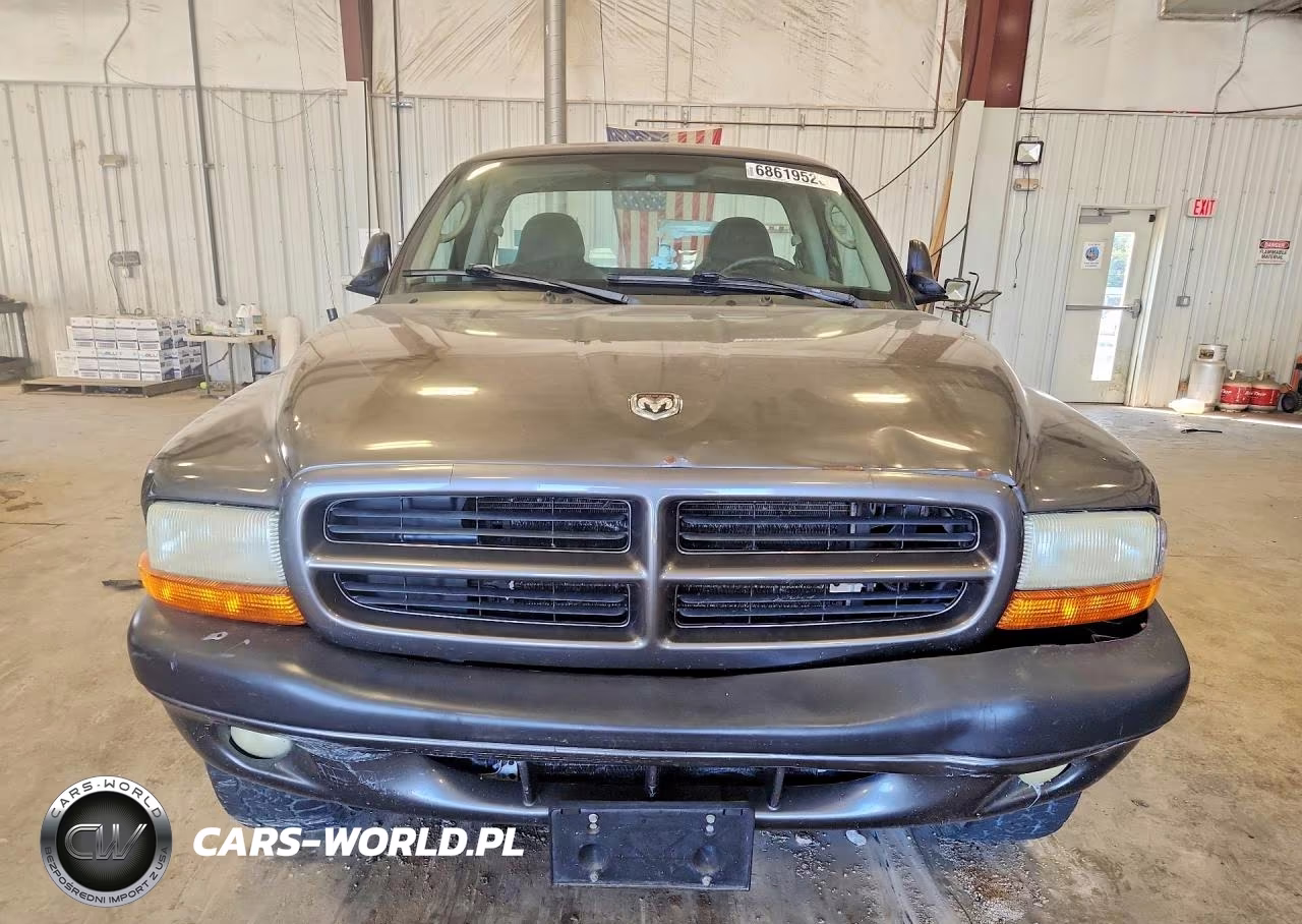 2002 Dodge Dakota Sport VIN:1B7GG36X32S585390 - 5