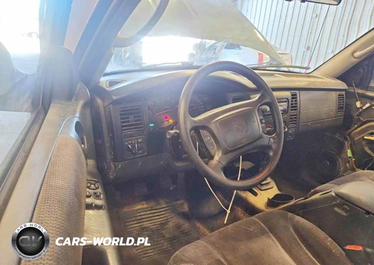2002 Dodge Dakota Sport VIN:1B7GG36X32S585390 - 8