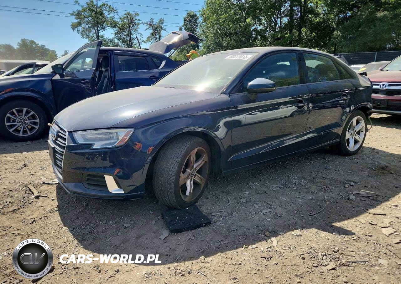 2017 Audi A3 Premium VIN:WAUB8GFF4H1033740 - 1