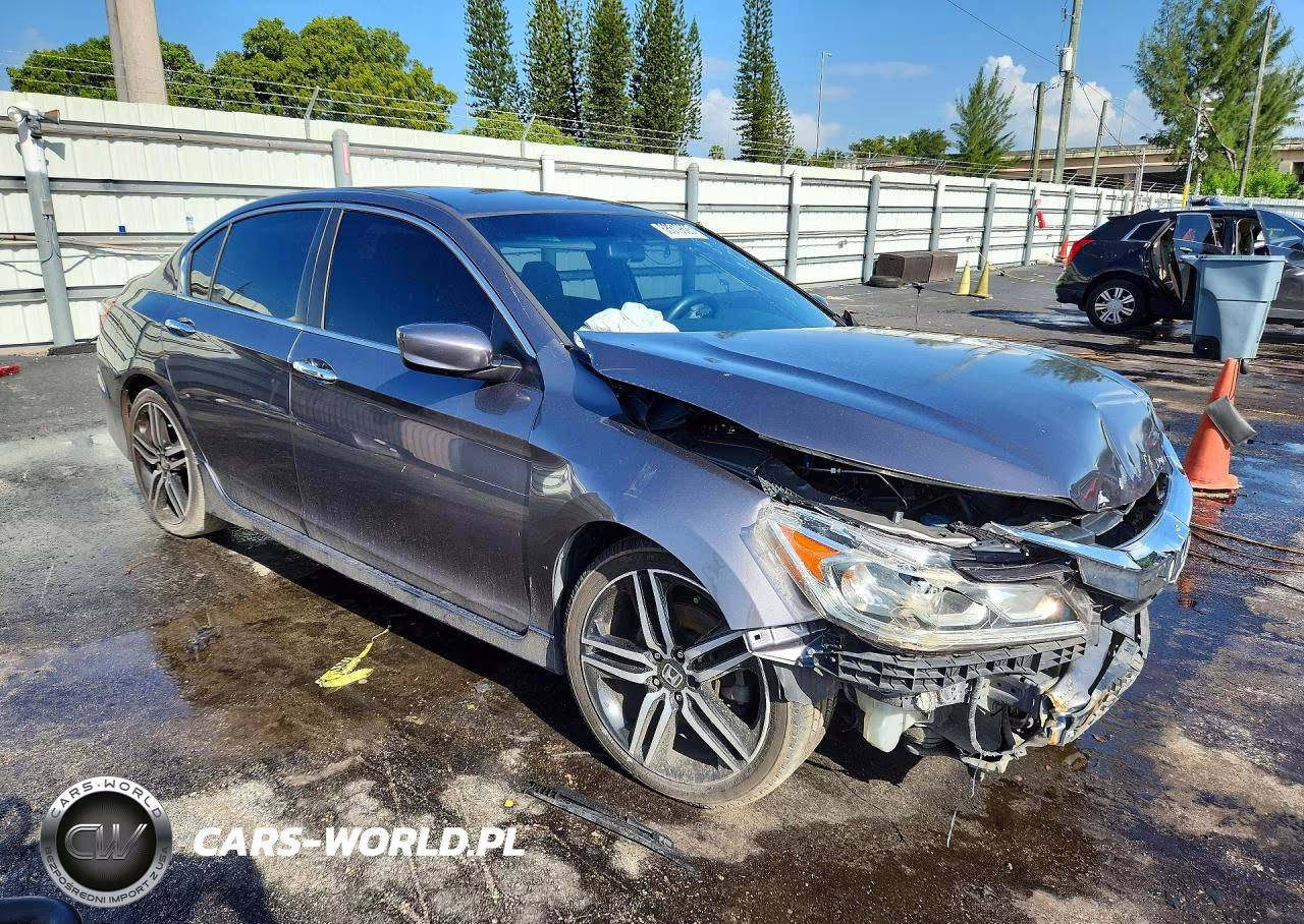 2017 Honda Accord Sport Special Edition VIN:1HGCR2F10HA299723 - 4