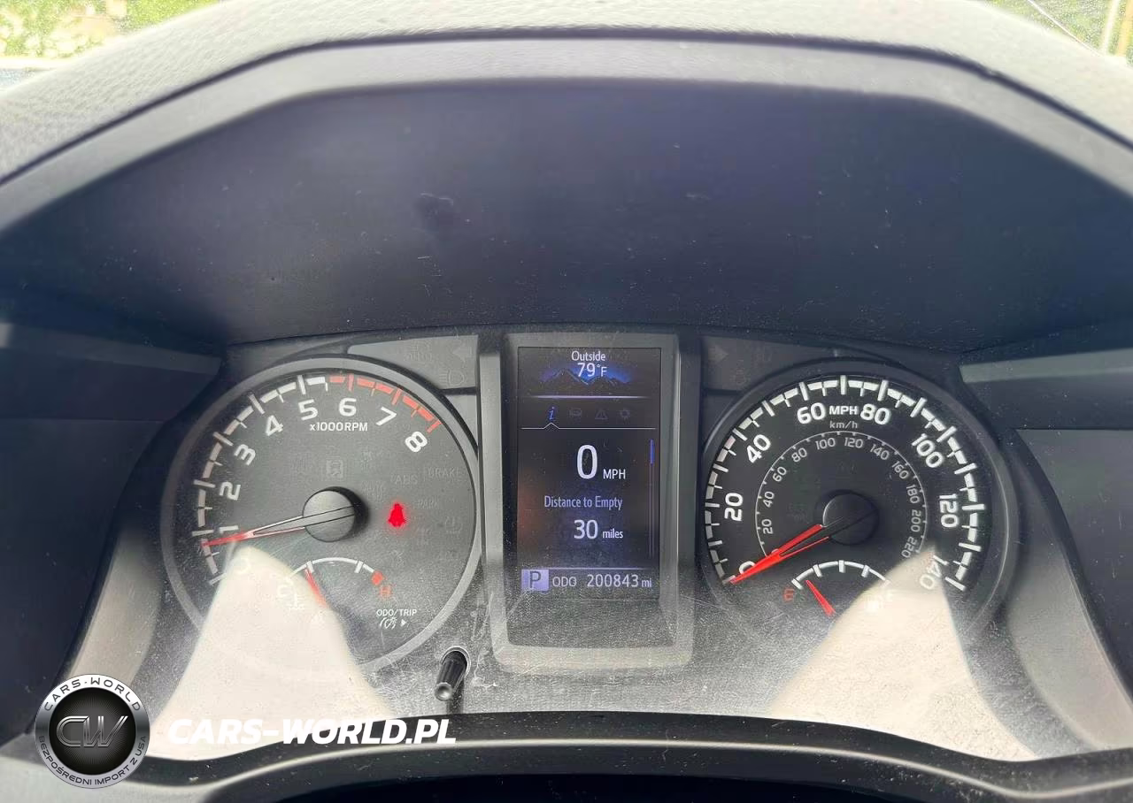 2019 Toyota Tacoma Sr VIN:5TFRX5GNXKX149592 - 10