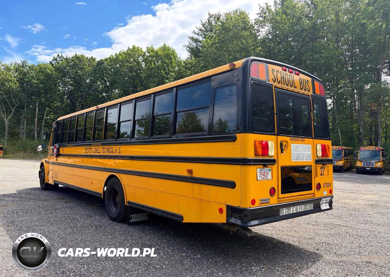 2015 Freightliner Chassis B2B VIN:4UZABRDU5FCFW9514 - 4