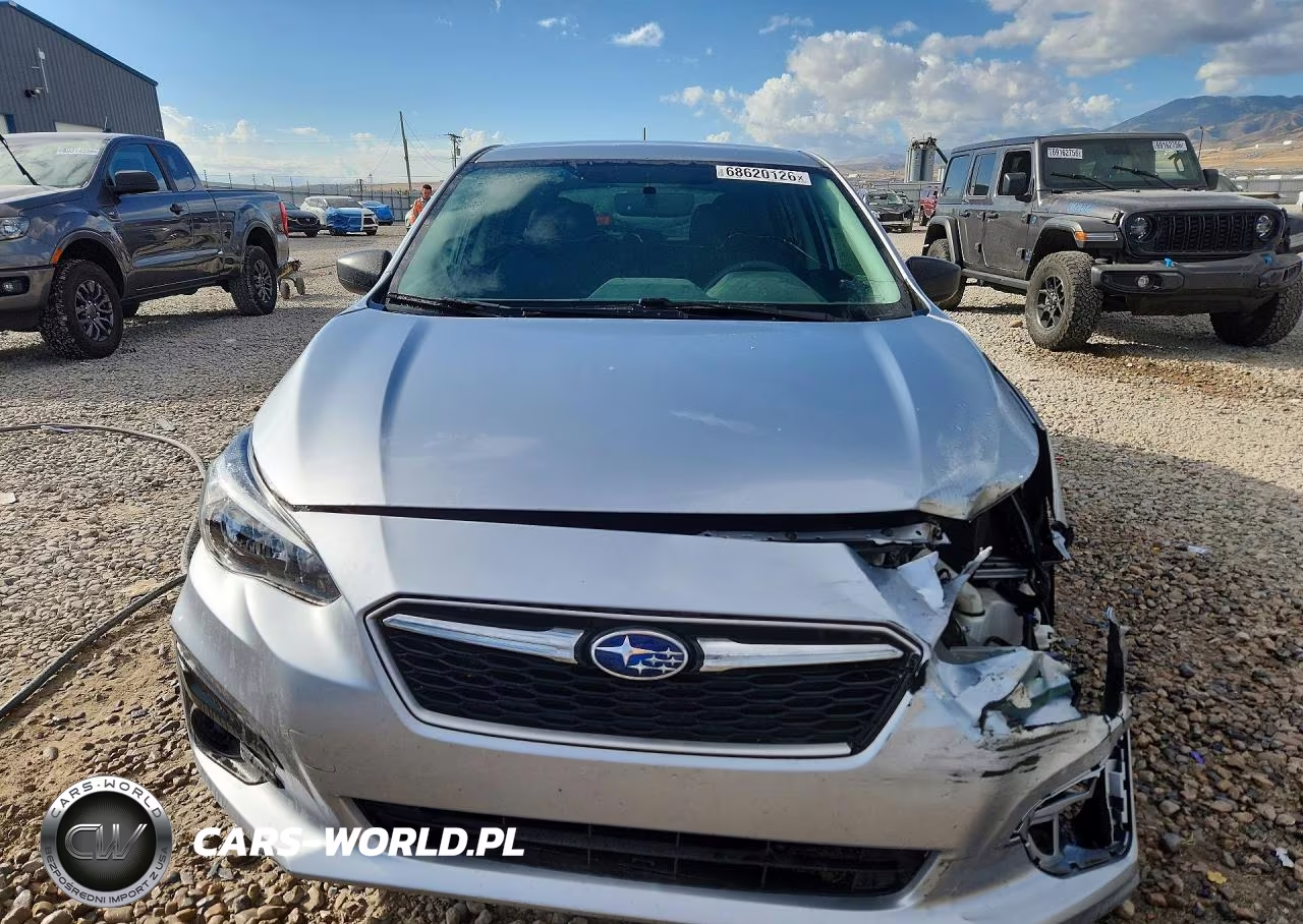 2018 Subaru Impreza VIN:4S3GTAA61J3705582 - 5