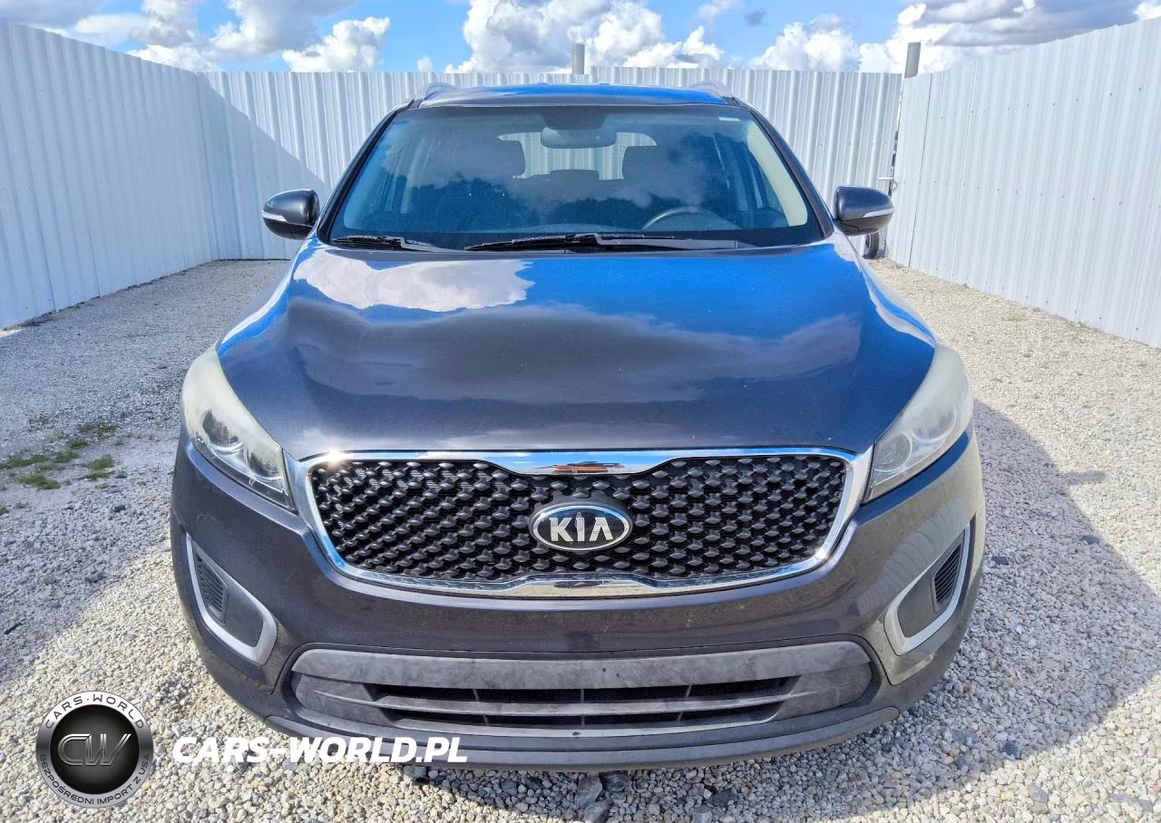2018 Kia Sorento Lx VIN:5XYPG4A38JG400930 - 5