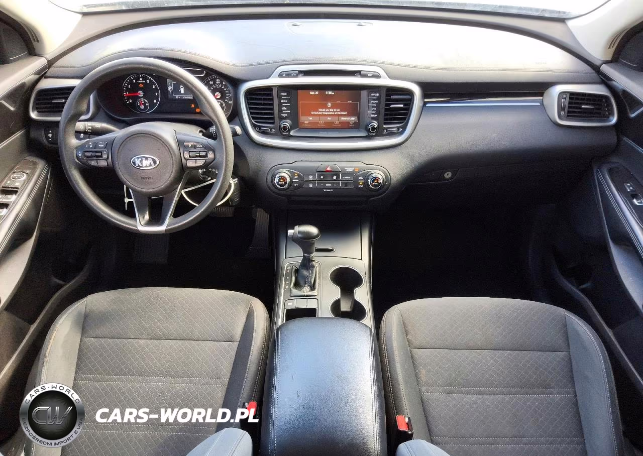 2018 Kia Sorento Lx VIN:5XYPG4A38JG400930 - 8