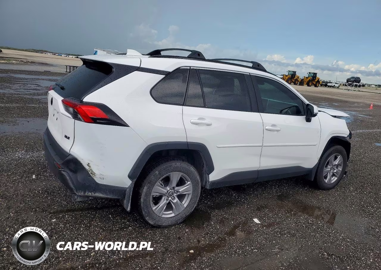 2025 Toyota Rav4 Xle VIN:2T3W1RFV8SW386129 - 3