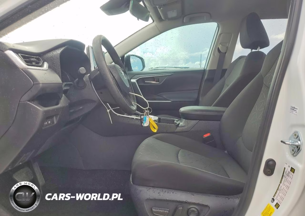 2025 Toyota Rav4 Xle VIN:2T3W1RFV8SW386129 - 7