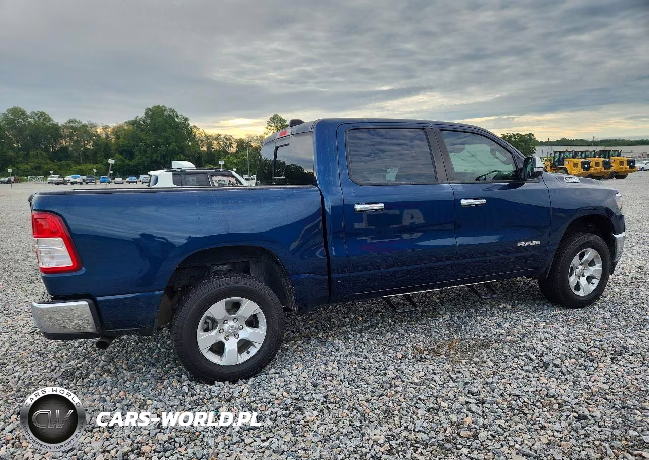 2022 Ram 1500 Big Horn-Lone Star VIN:1C6RREFG9NN442193 - 3
