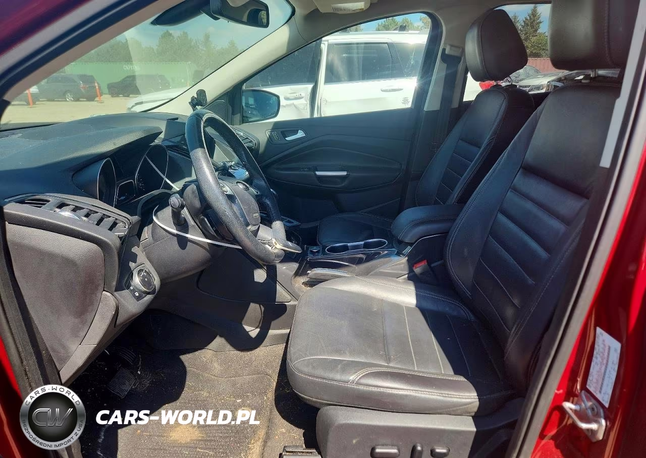 2016 Ford Escape Titanium VIN:1FMCU9J91GUB32427 - 7
