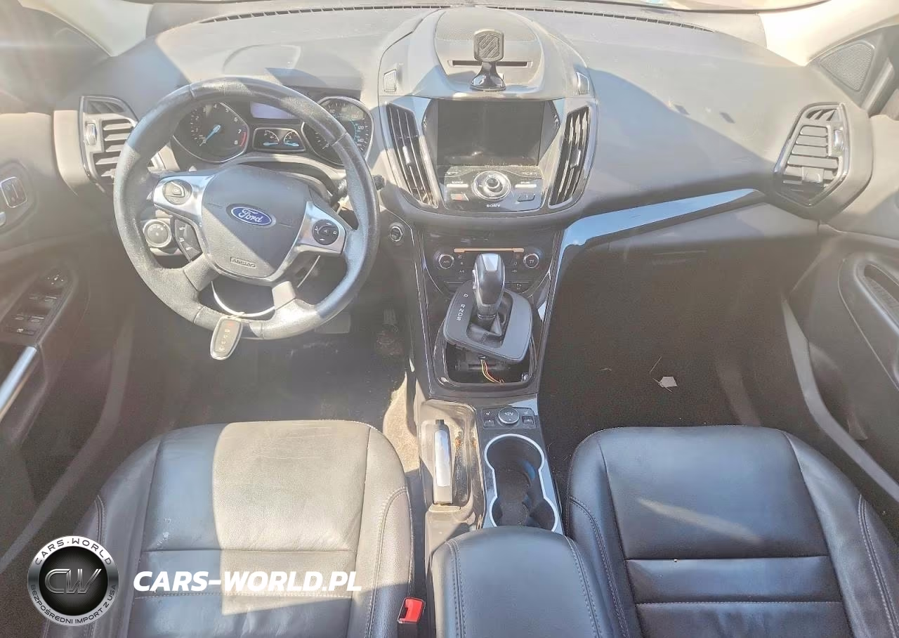 2016 Ford Escape Titanium VIN:1FMCU9J91GUB32427 - 8