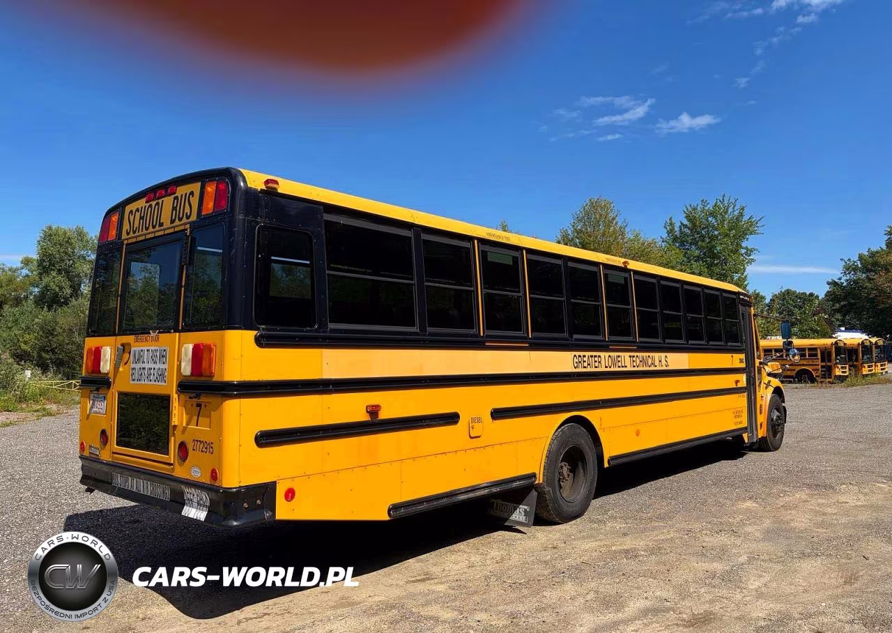 2015 Freightliner Chassis B2B VIN:4UZABRDU0FCFW9520 - 4