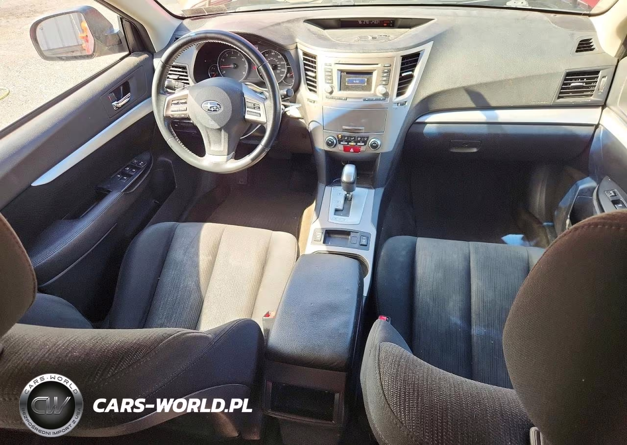 2014 Subaru Outback 2.5I Premium VIN:4S4BRBCC3E3245084 - 8