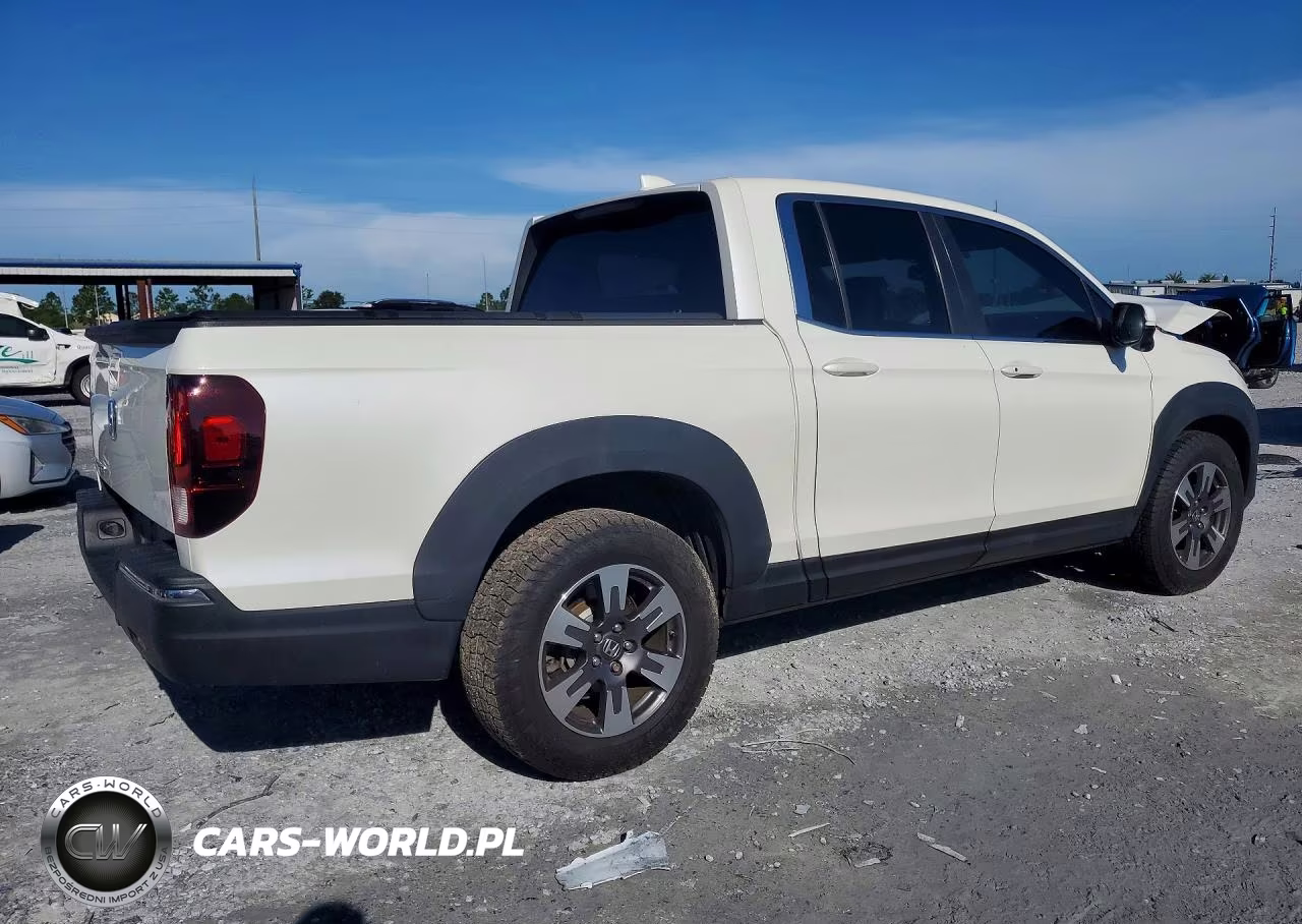 2017 Honda Ridgeline Rtl VIN:5FPYK2F62HB009002 - 3