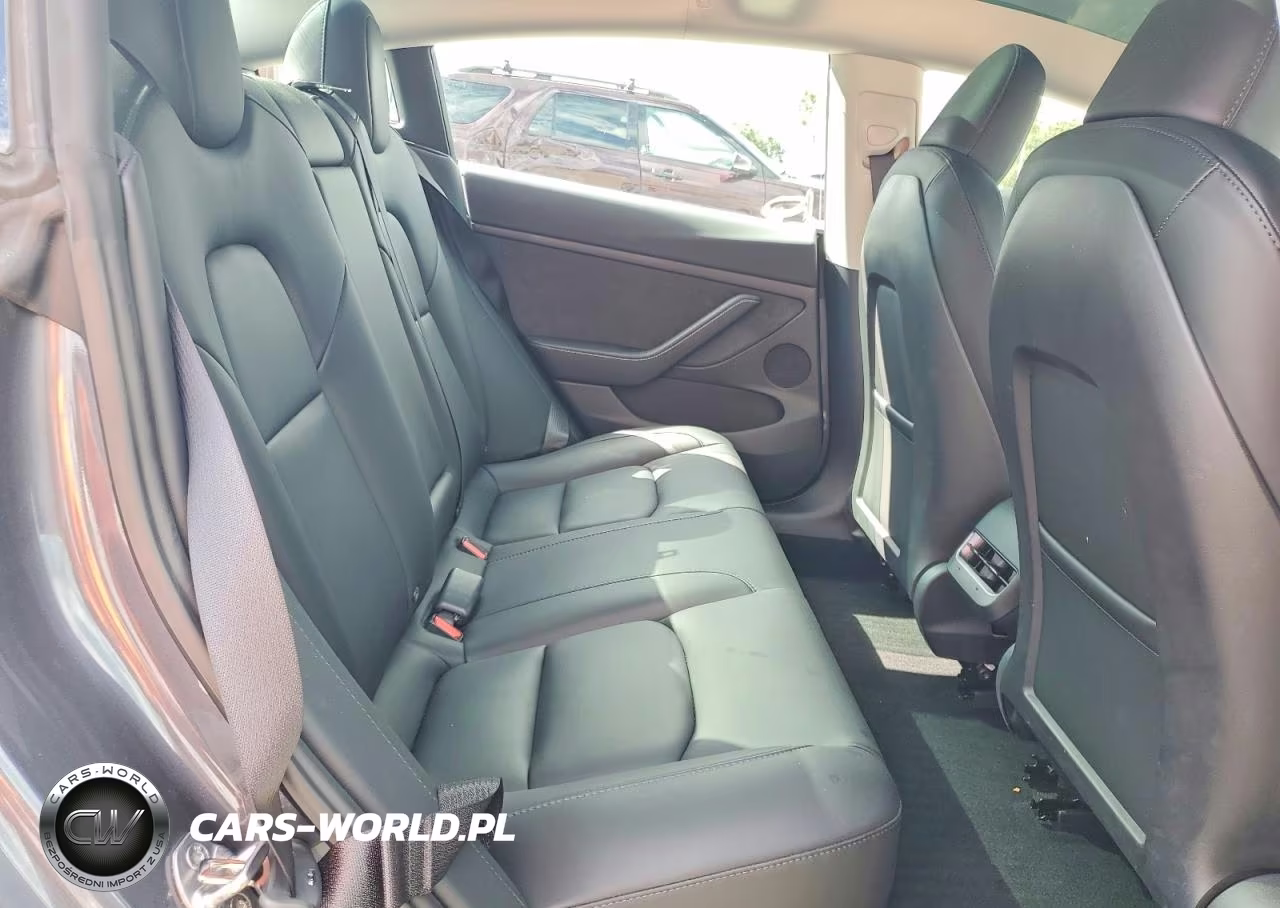 2023 Tesla Model 3 VIN:5YJ3E1EA5PF698297 - 10