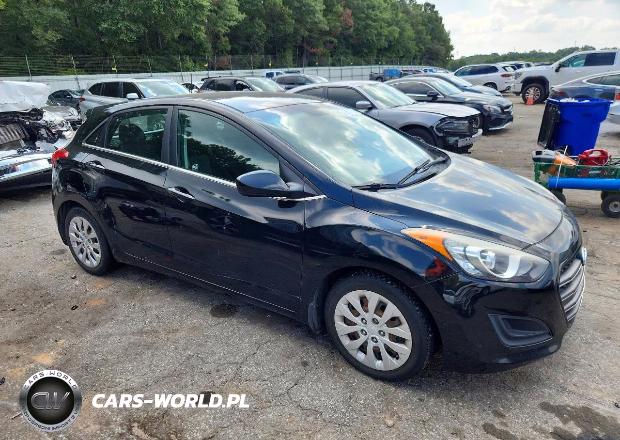 2016 Hyundai Elantra Gt VIN:KMHD35LH2GU259112 - 4