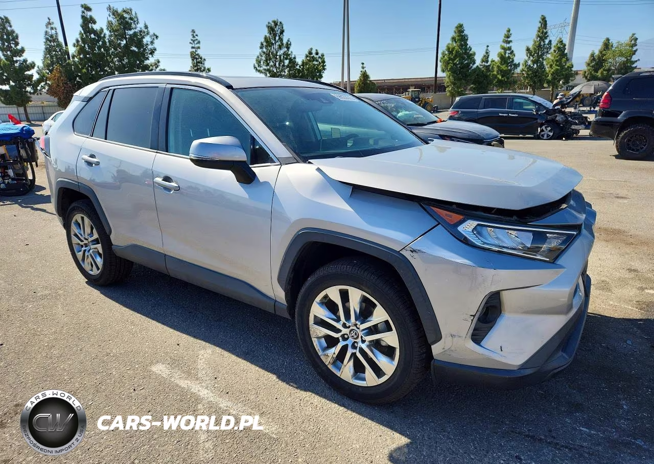 2020 Toyota Rav4 Xle Premium VIN:2T3C1RFV9LW083901 - 4