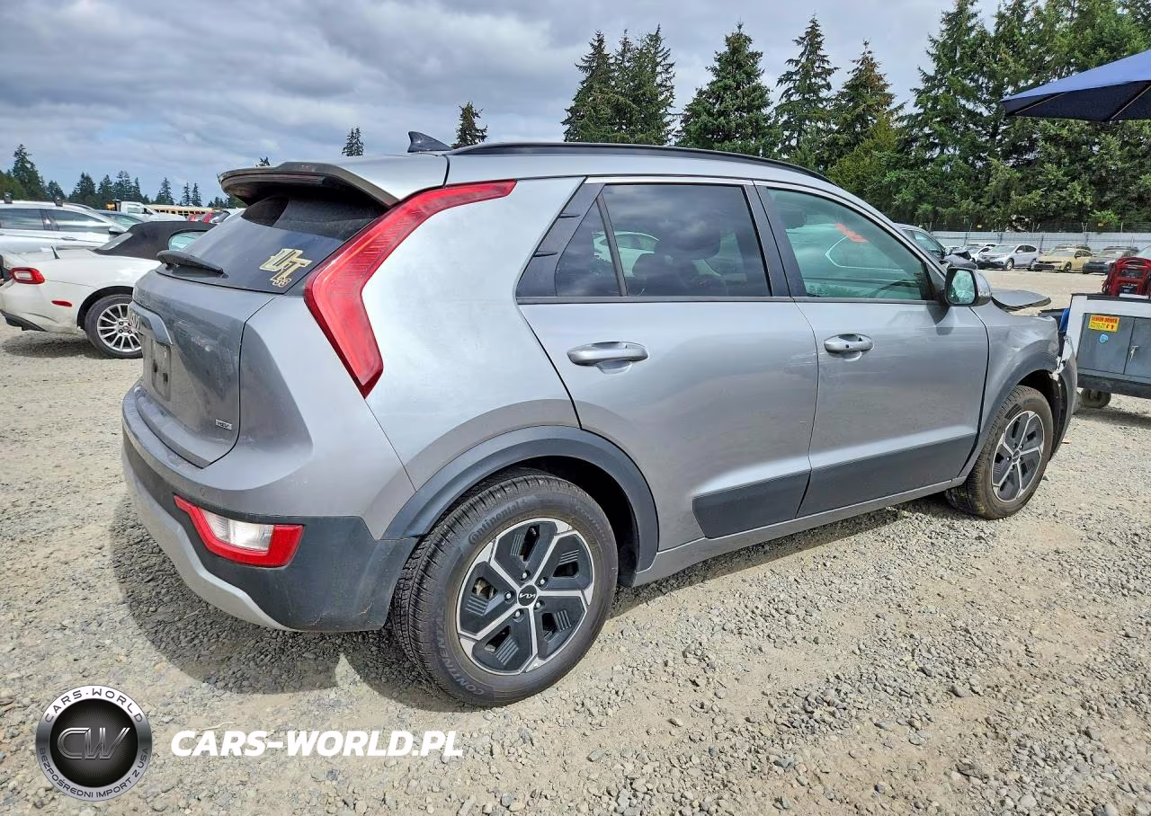 2023 Kia Niro Ex VIN:KNDCR3LE4P5048612 - 3