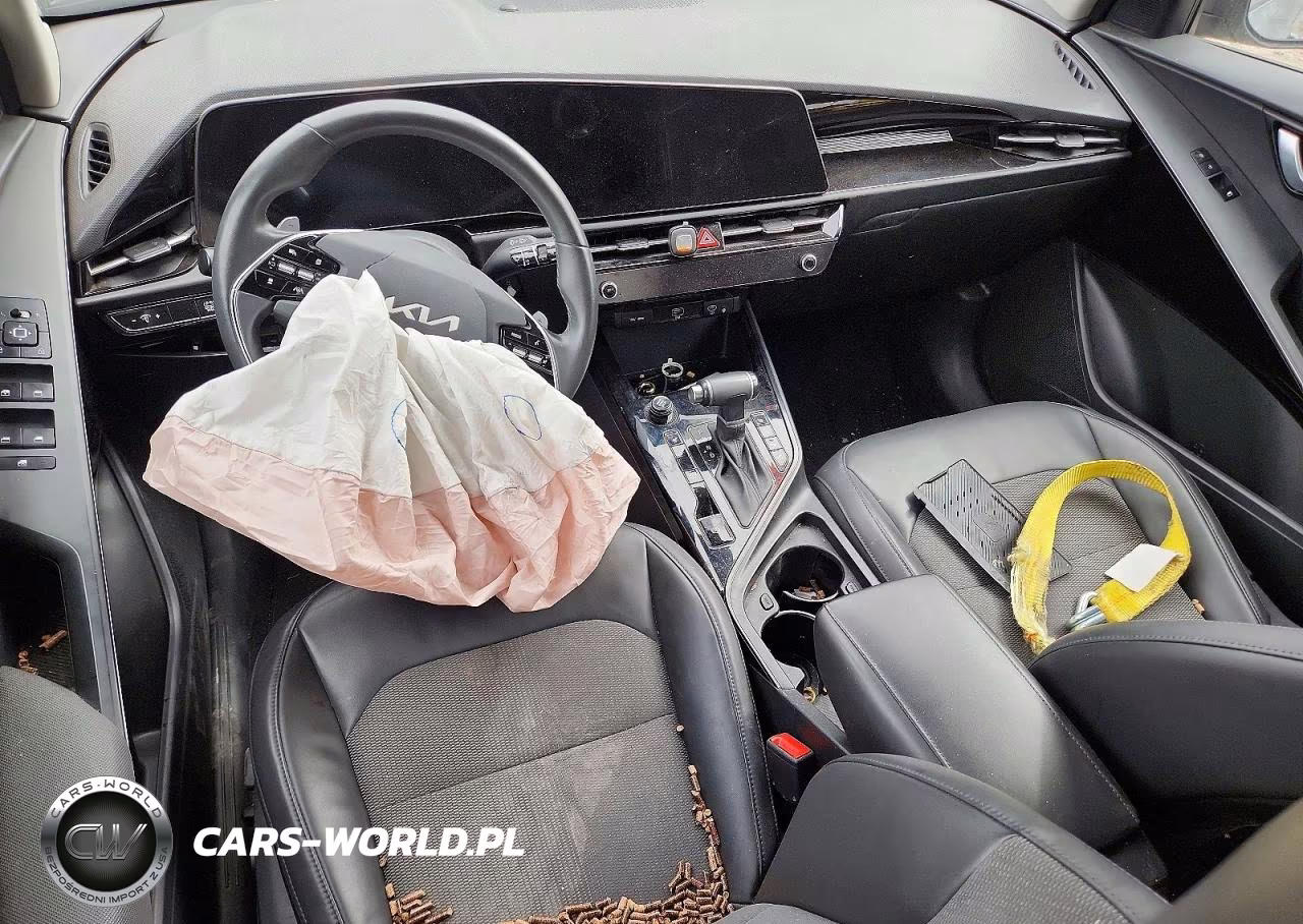 2023 Kia Niro Ex VIN:KNDCR3LE4P5048612 - 8