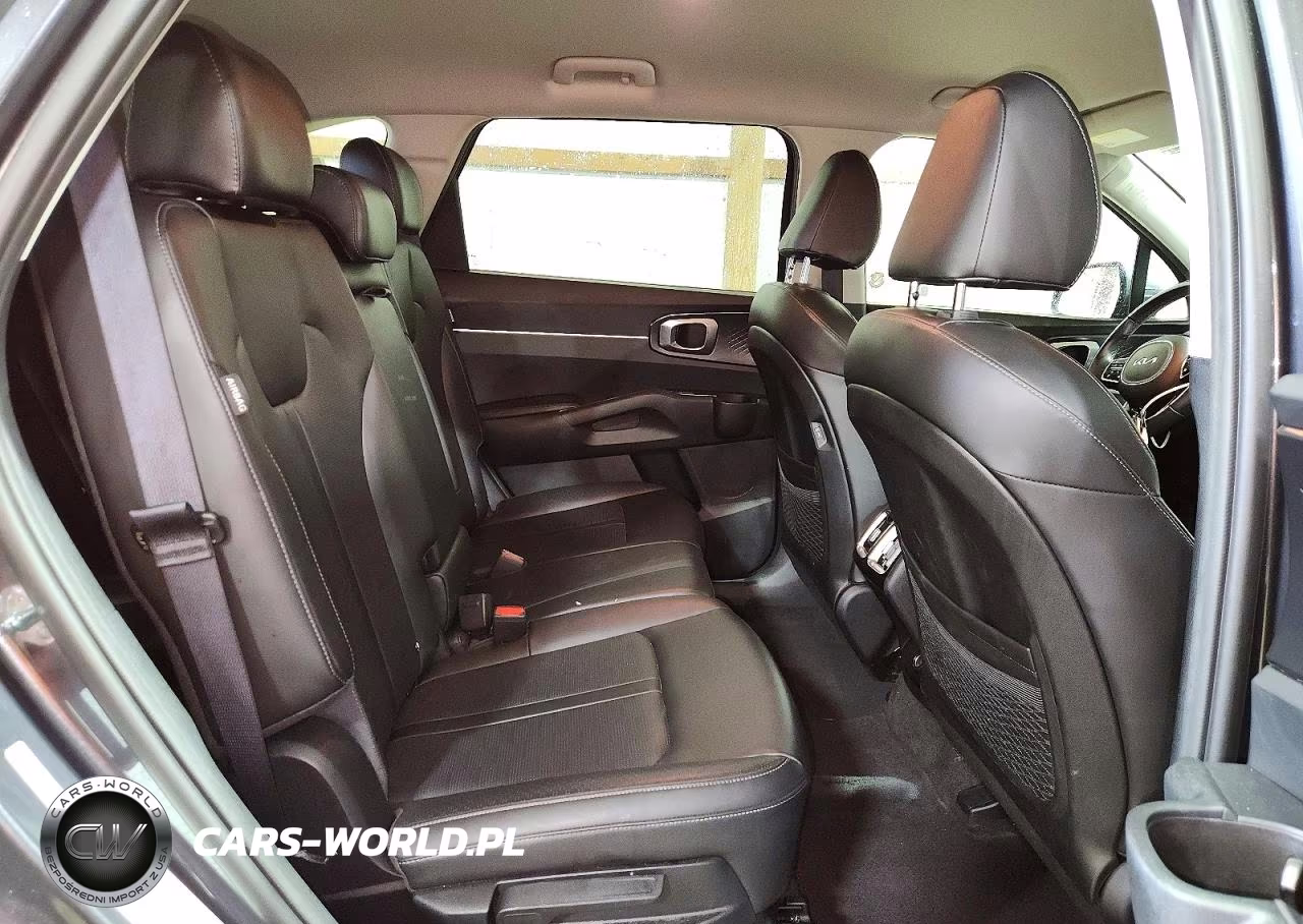 2024 Kia Sorento S VIN:5XYRL4JC2RG266514 - 11