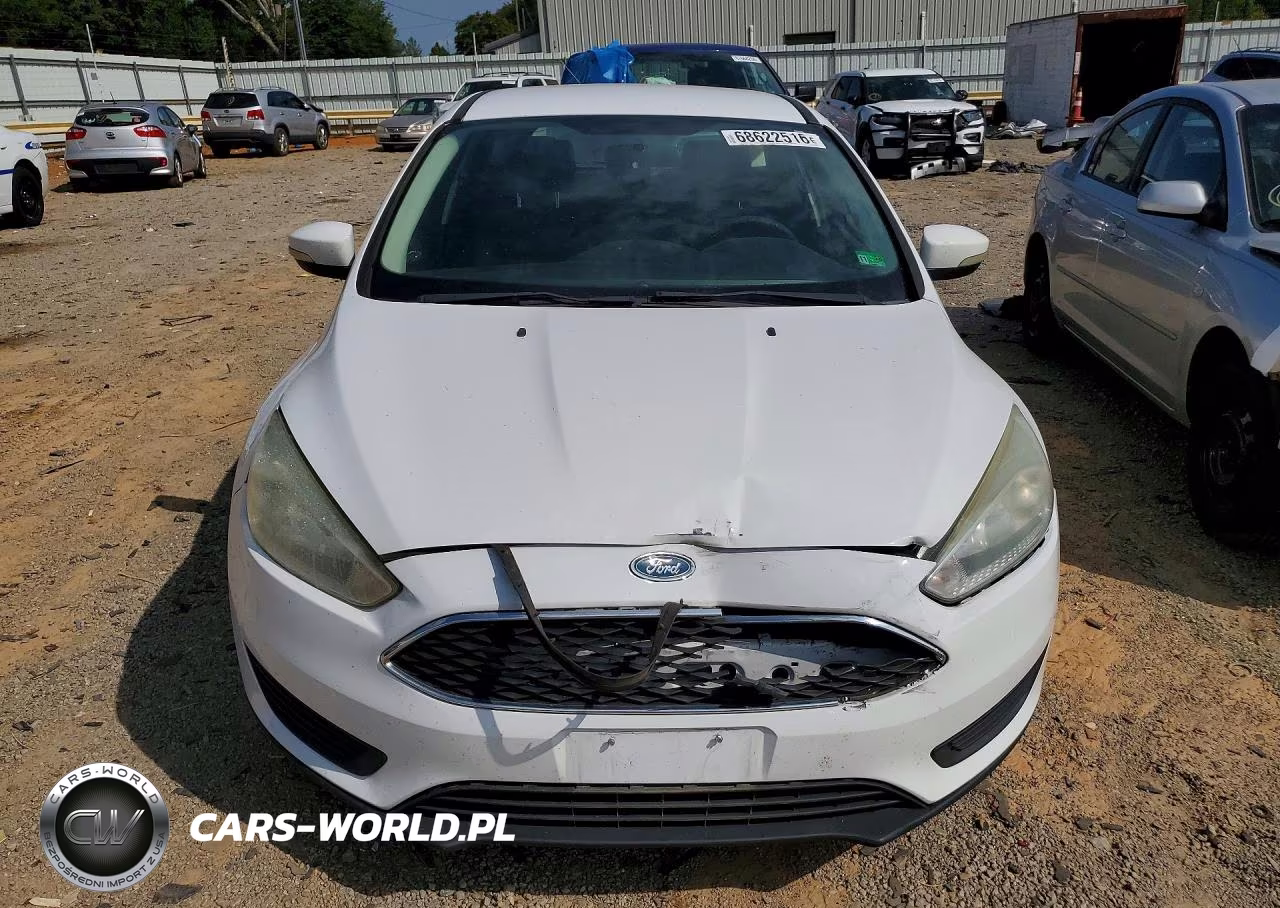 2014 Ford Focus Se VIN:1FADP3K21EL379096 - 5