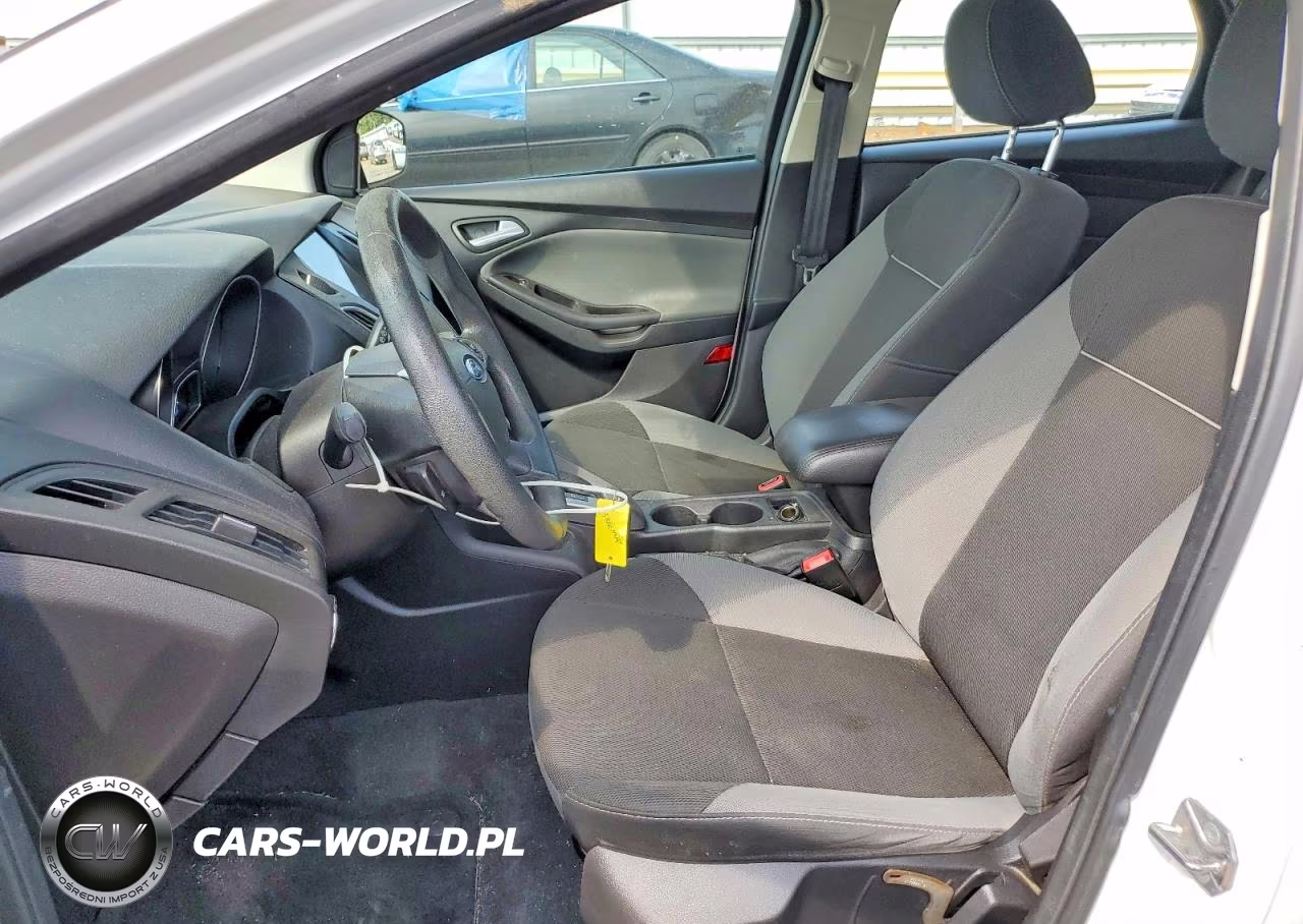 2014 Ford Focus Se VIN:1FADP3K21EL379096 - 7