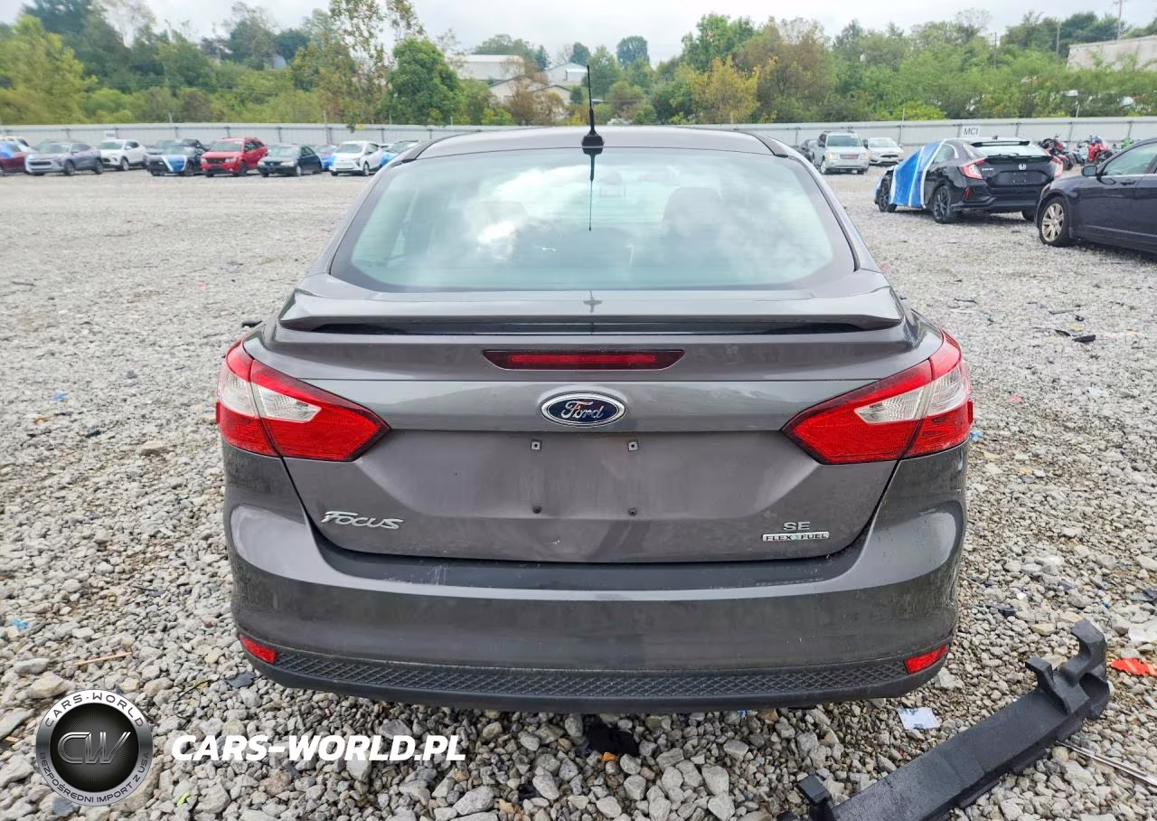 2012 Ford Focus Se VIN:1FAHP3F22CL447656 - 6