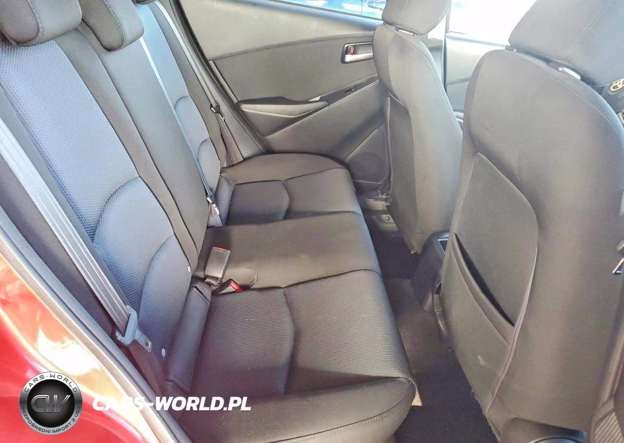 2019 Toyota Yaris Le VIN:3MYDLBYV7KY514443 - 10