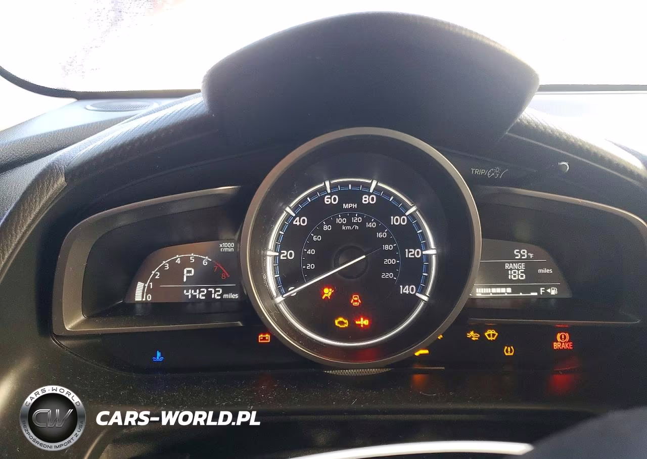 2019 Toyota Yaris Le VIN:3MYDLBYV7KY514443 - 9