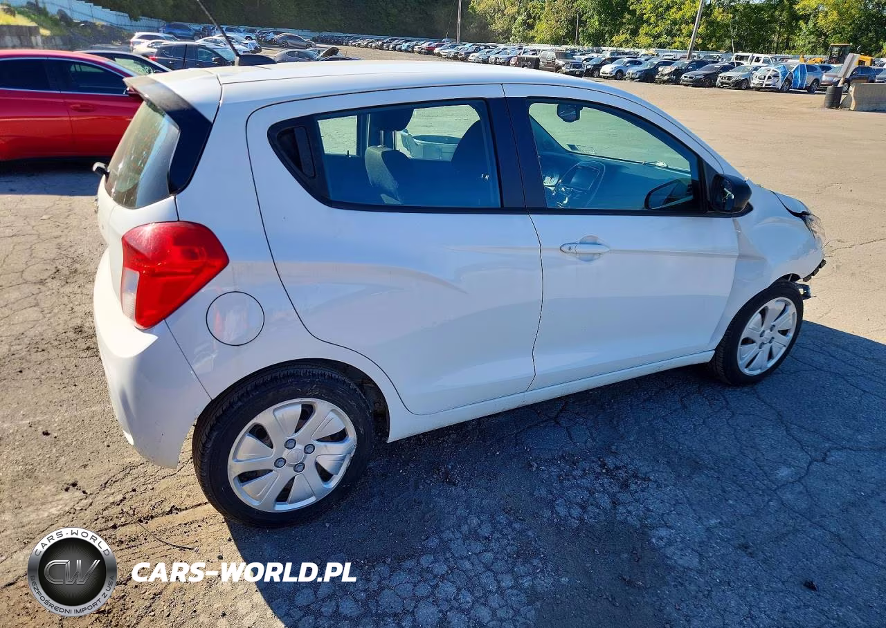 2017 Chevrolet Spark Ls VIN:KL8CB6SA6HC758850 - 3
