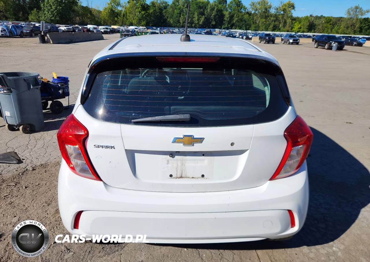 2017 Chevrolet Spark Ls VIN:KL8CB6SA6HC758850 - 6