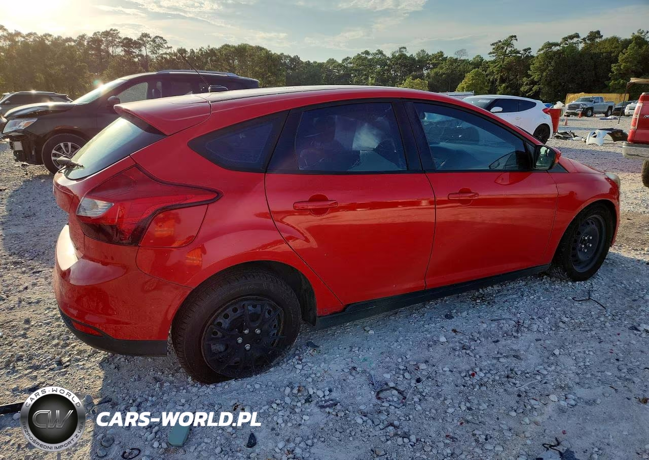 2012 Ford Focus Se VIN:1FAHP3K21CL284407 - 3