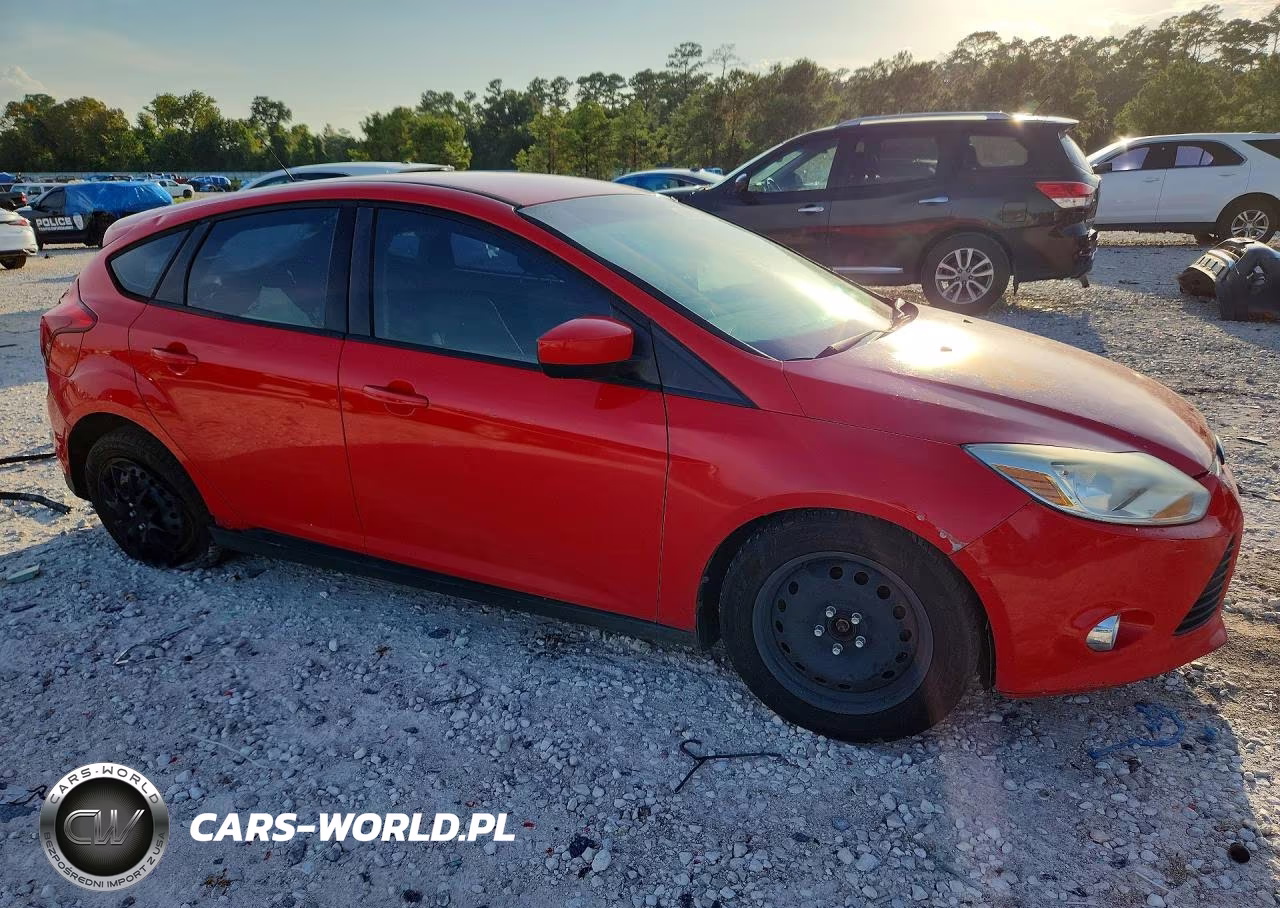 2012 Ford Focus Se VIN:1FAHP3K21CL284407 - 4