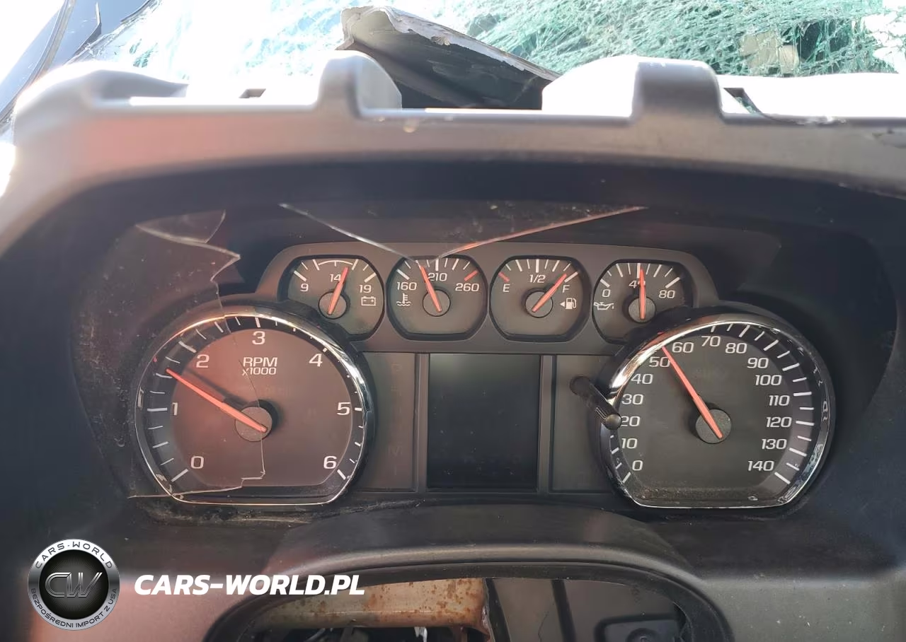 2015 Chevrolet Silverado C1500 VIN:1GCRCPEH1FZ441100 - 9