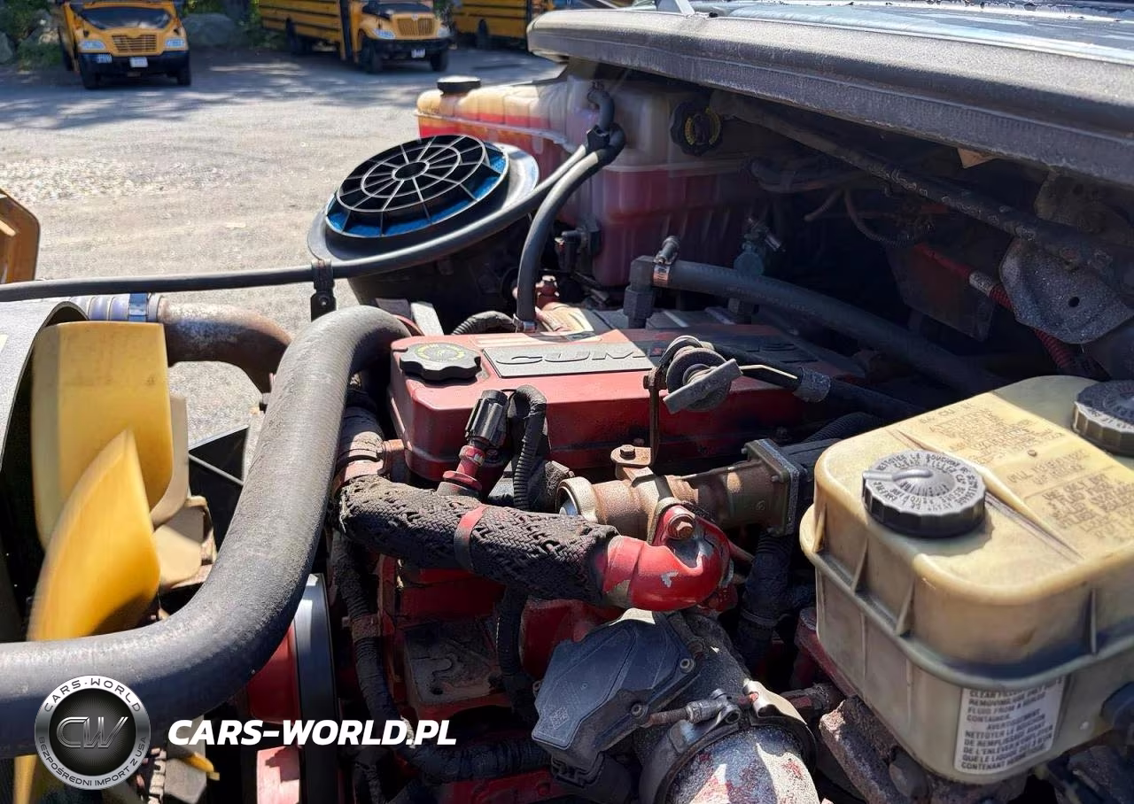 2015 Freightliner Chassis B2B VIN:4UZABRDU6FCFW9523 - 7