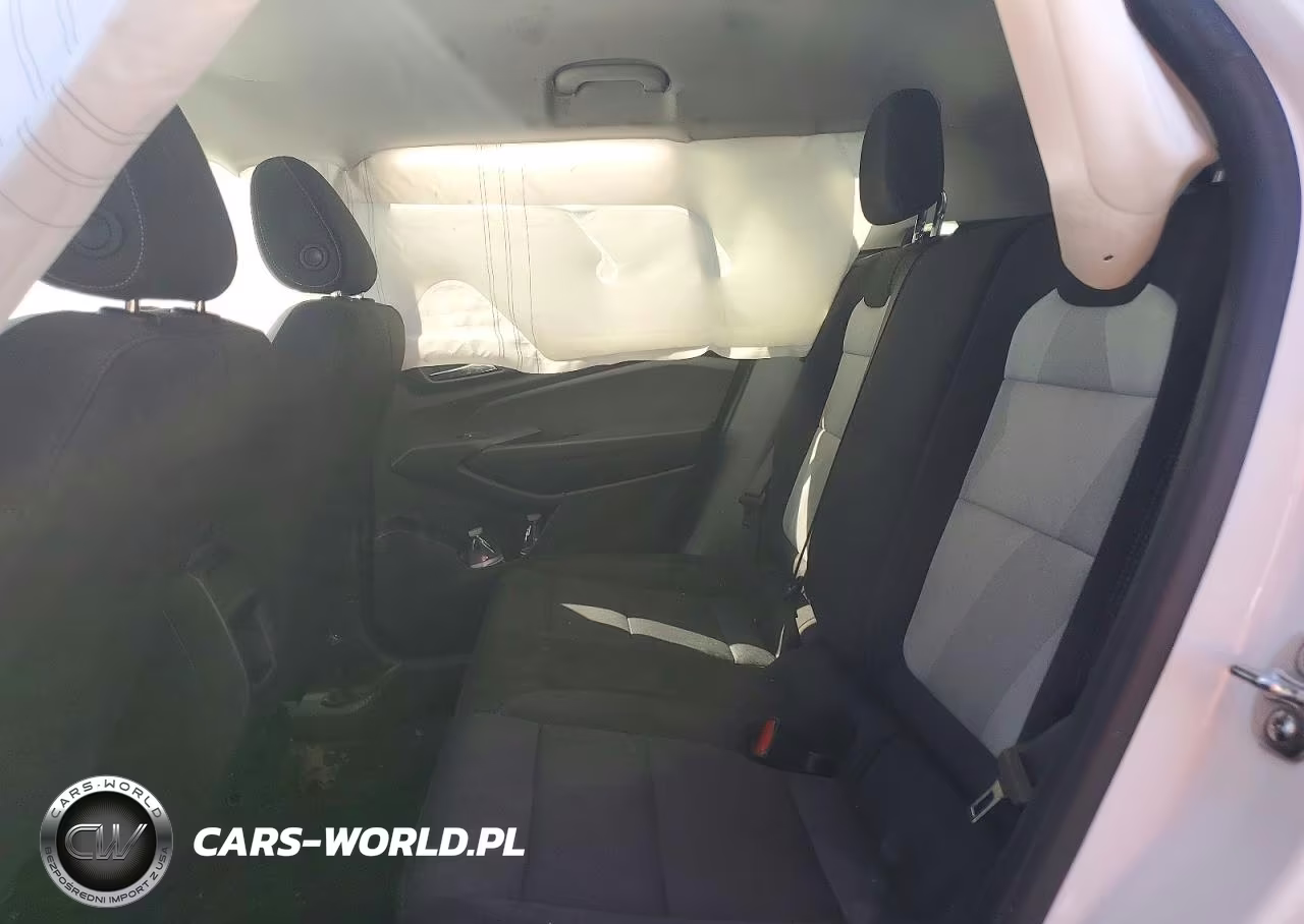 2025 Chevrolet Trax Ls VIN:KL77LFEP7SC276396 - 10