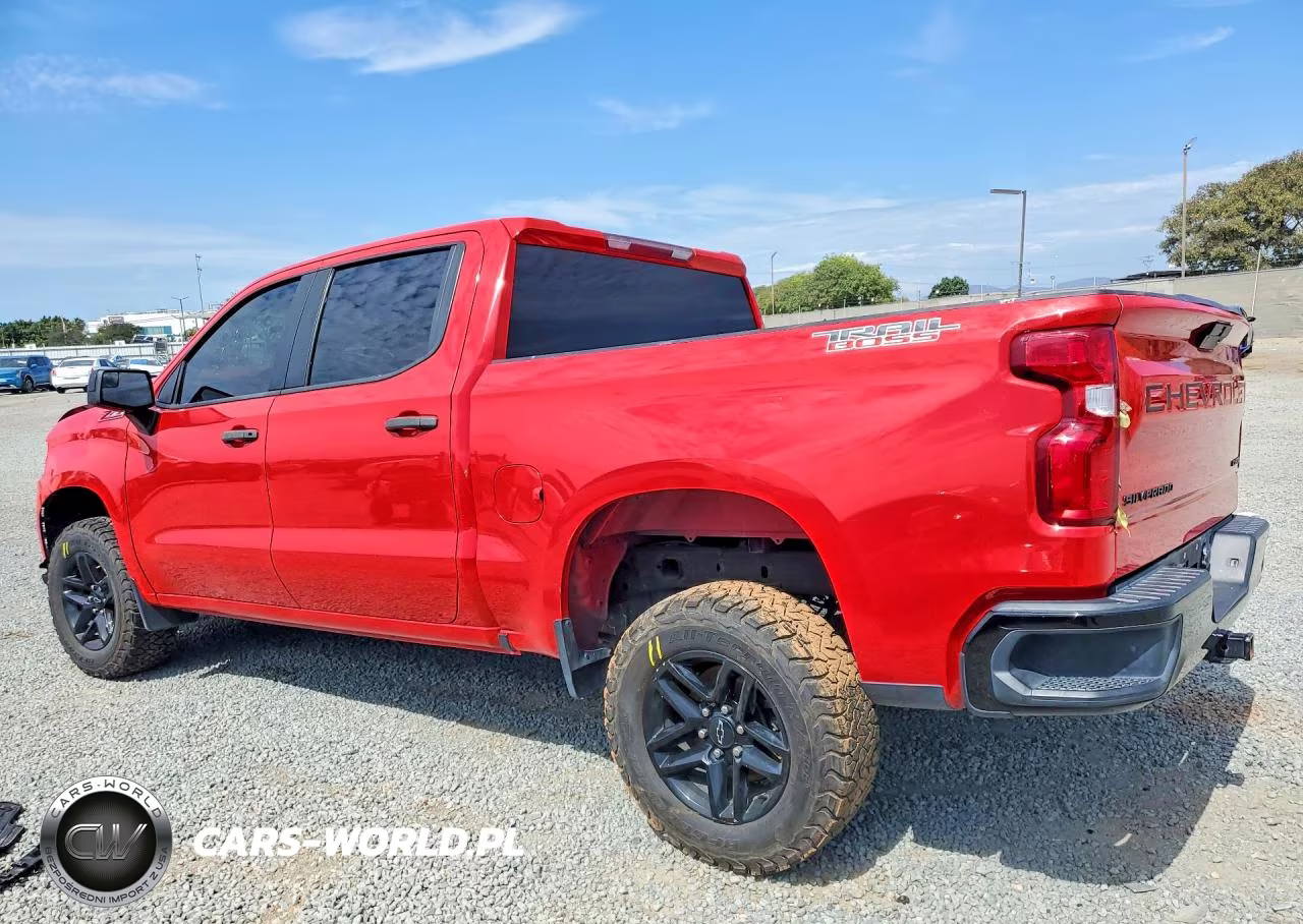 2021 Chevrolet Silverado K1500 Trail Boss Custom VIN:1GCPYCEH5MZ126024 - 2