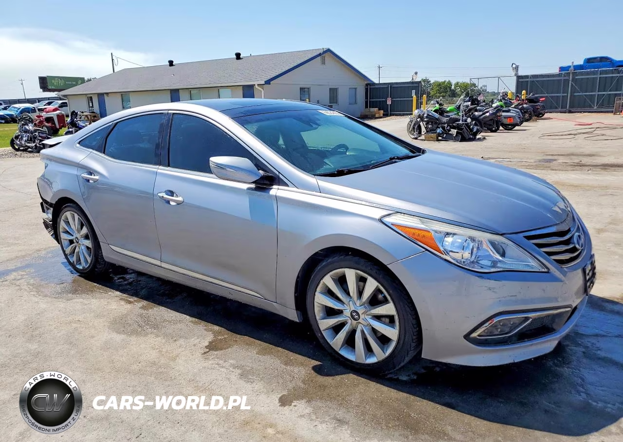2016 Hyundai Azera Limited VIN:KMHFH4JG0GA555746 - 4