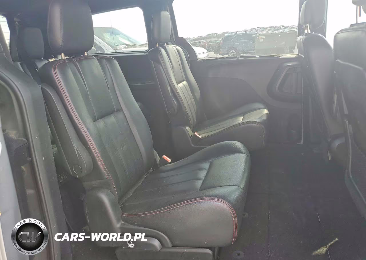 2018 Dodge Grand Caravan Gt VIN:2C4RDGEG9JR343892 - 11