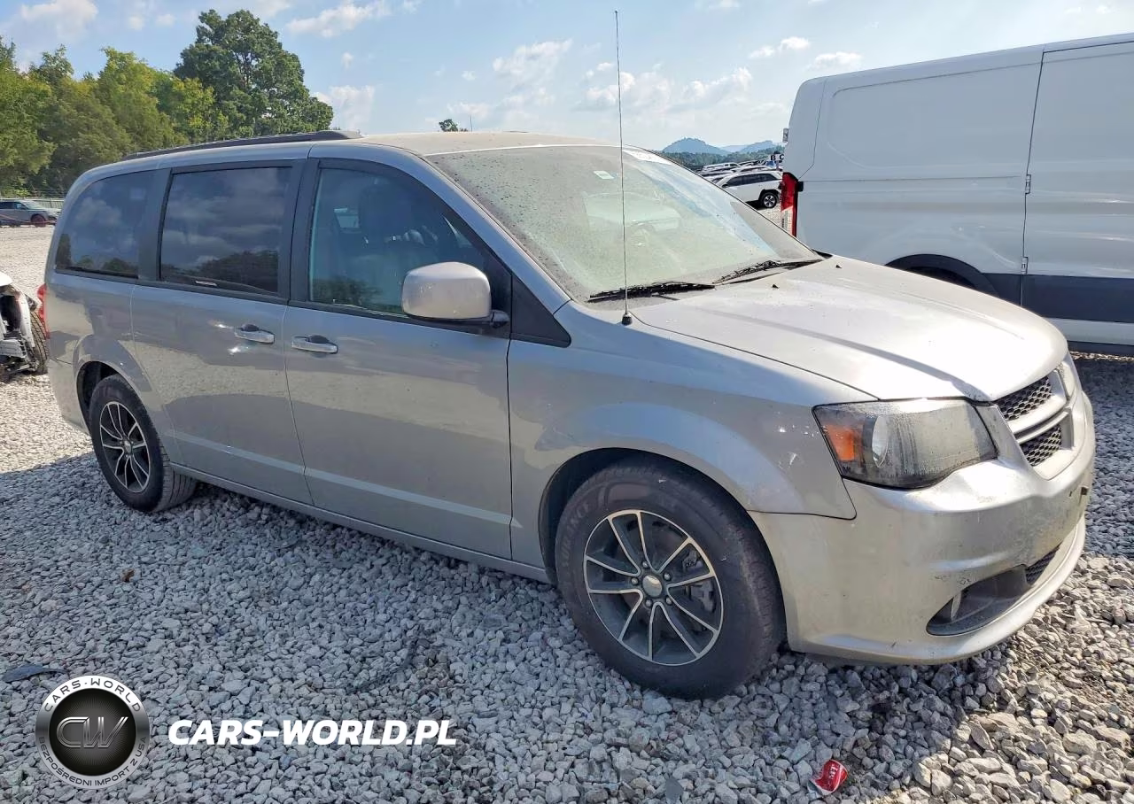 2018 Dodge Grand Caravan Gt VIN:2C4RDGEG9JR343892 - 4