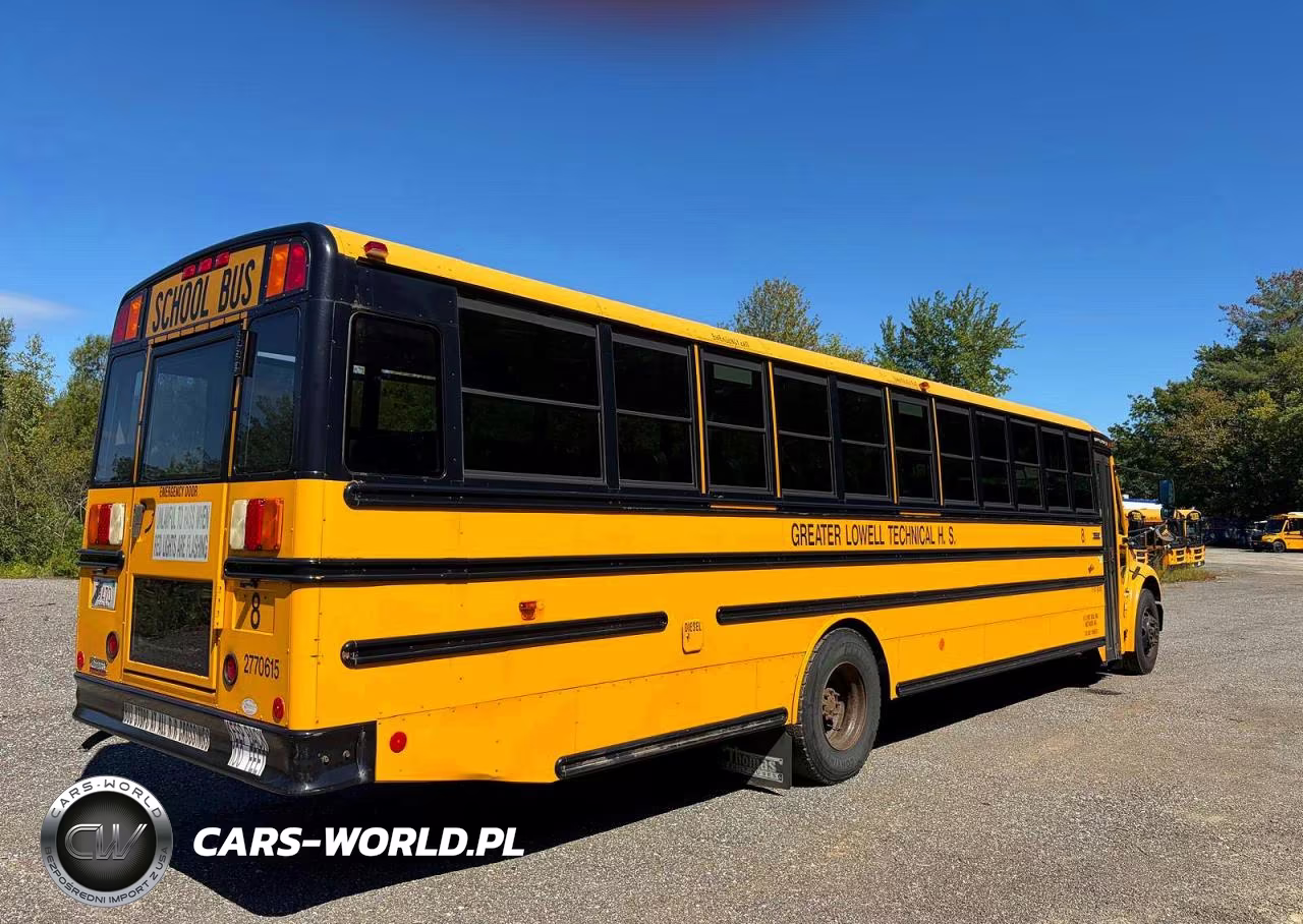 2015 Freightliner Chassis B2B VIN:4UZABRDU9FCFW9497 - 4