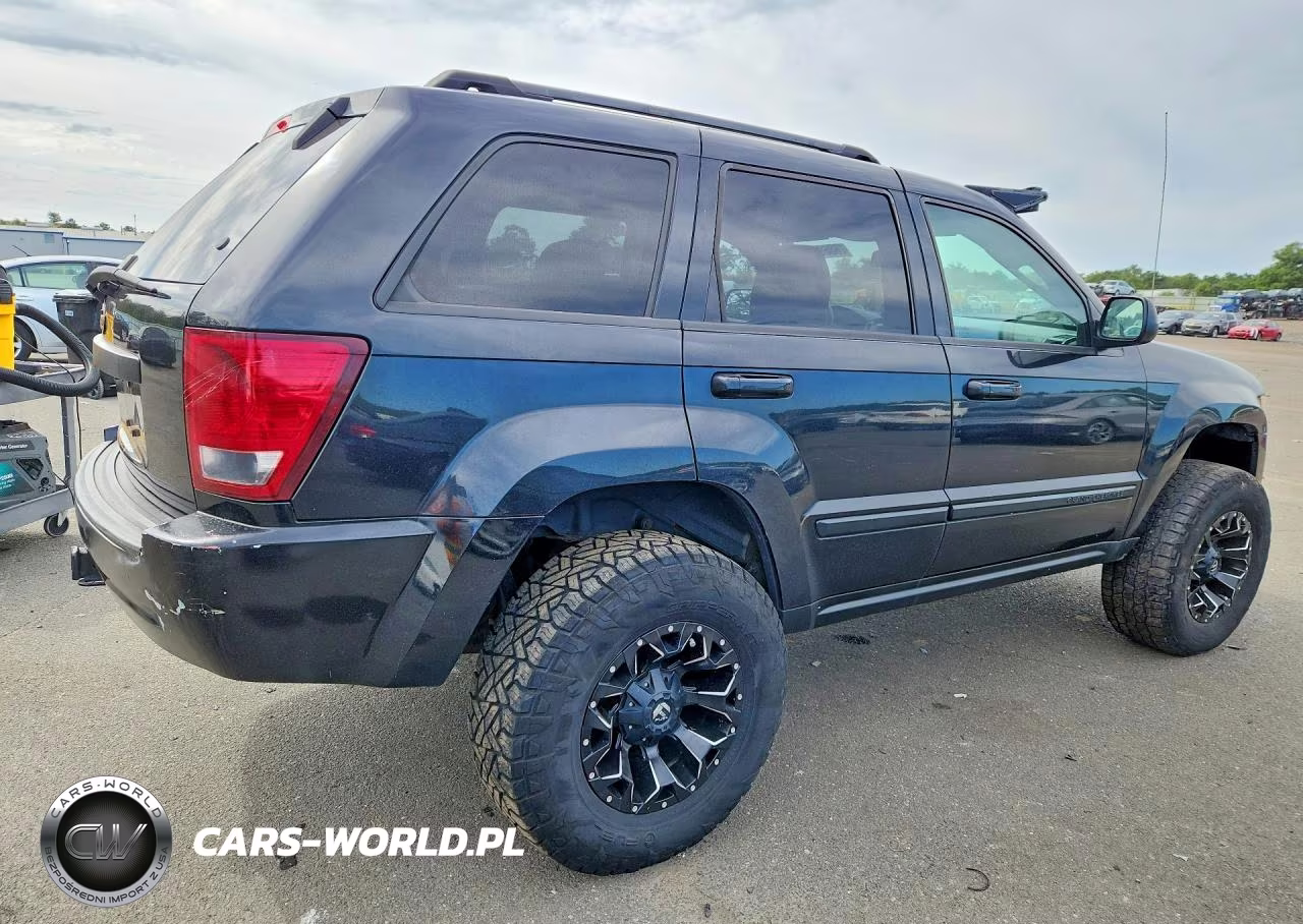 2008 Jeep Grand Cherokee Laredo VIN:1J8GR48K88C199738 - 3
