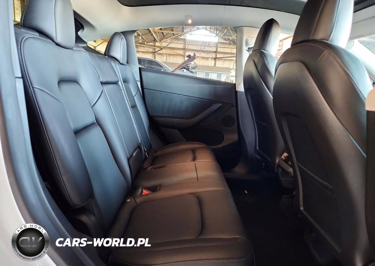 2021 Tesla Model Y VIN:5YJYGDEE4MF287568 - 10