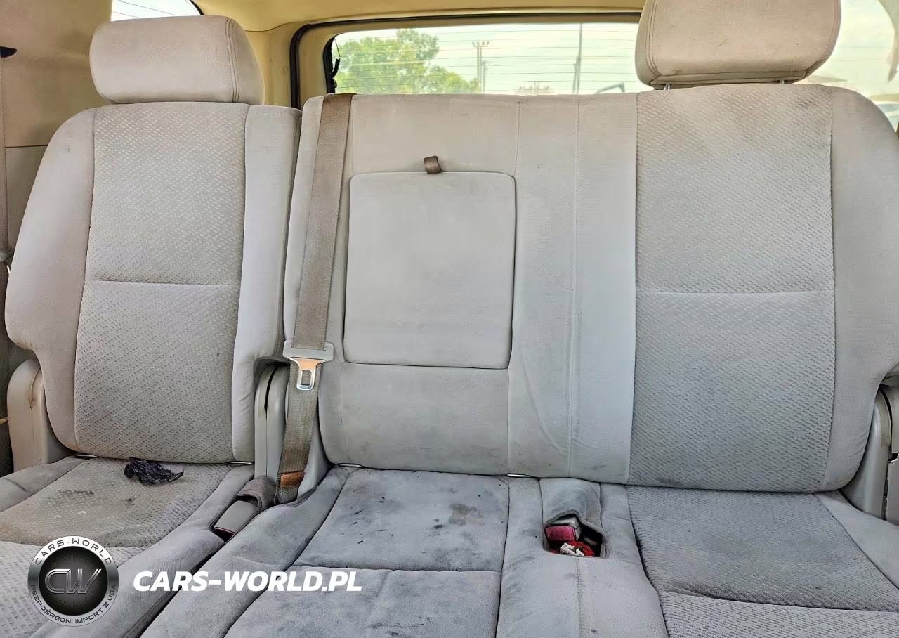 2007 Chevrolet Tahoe C1500 VIN:1GNFC13CX7R384508 - 10