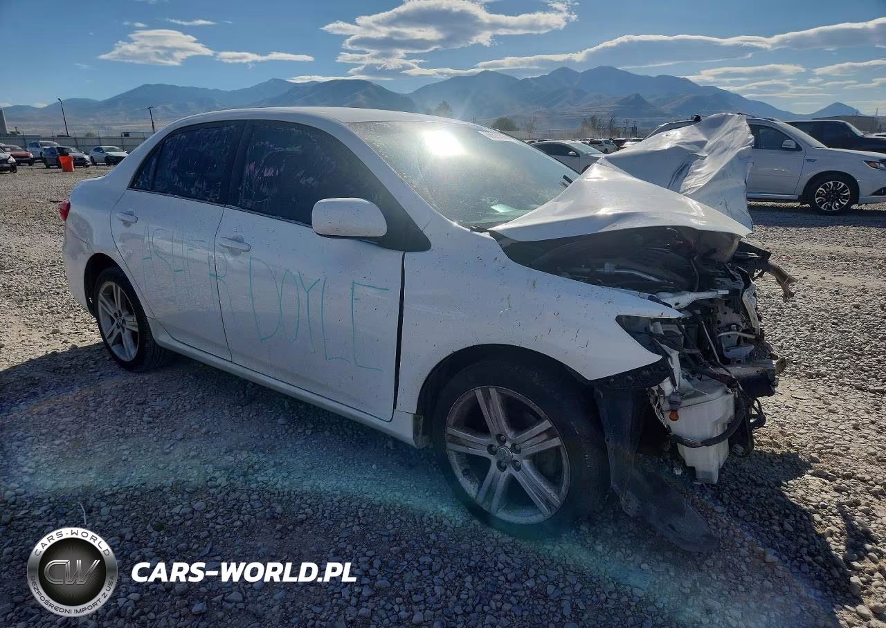 2013 Toyota Corolla Le VIN:5YFBU4EE5DP206449 - 4