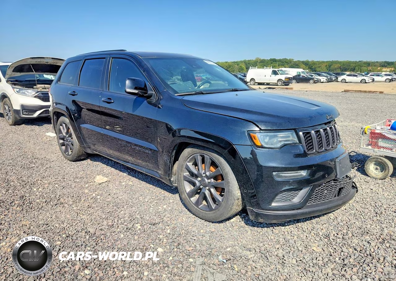 2018 Jeep Grand Cherokee Overland VIN:1C4RJFCG3JC157604 - 4