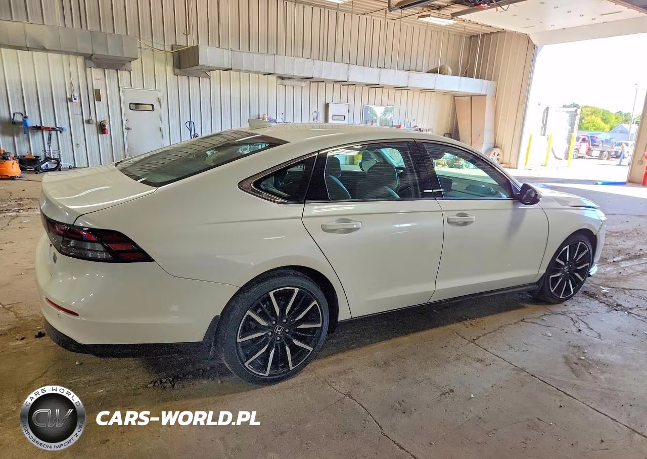 2026 Honda Accord Touring Hybrid VIN:1HGCY2F88TA039661 - 3